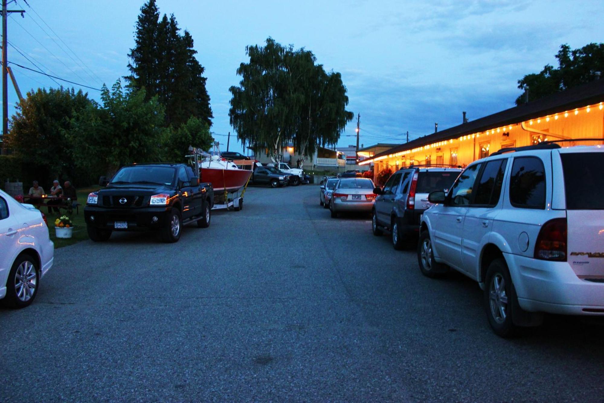 Boundary Motel Osoyoos Exteriör bild